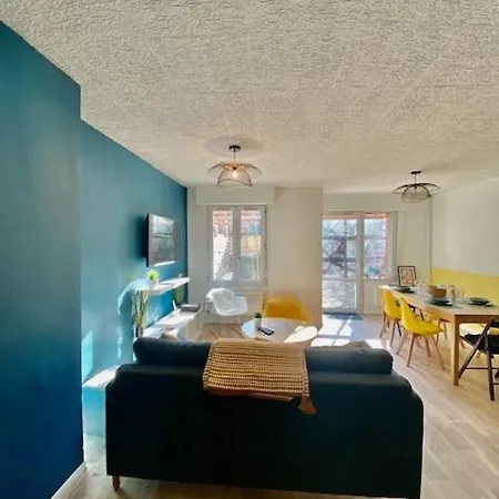 펜션 5 Bedroom House - 8 Single Beds 릴
